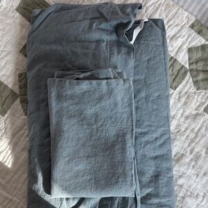 Quince European linen twin size duvet cover and pillow